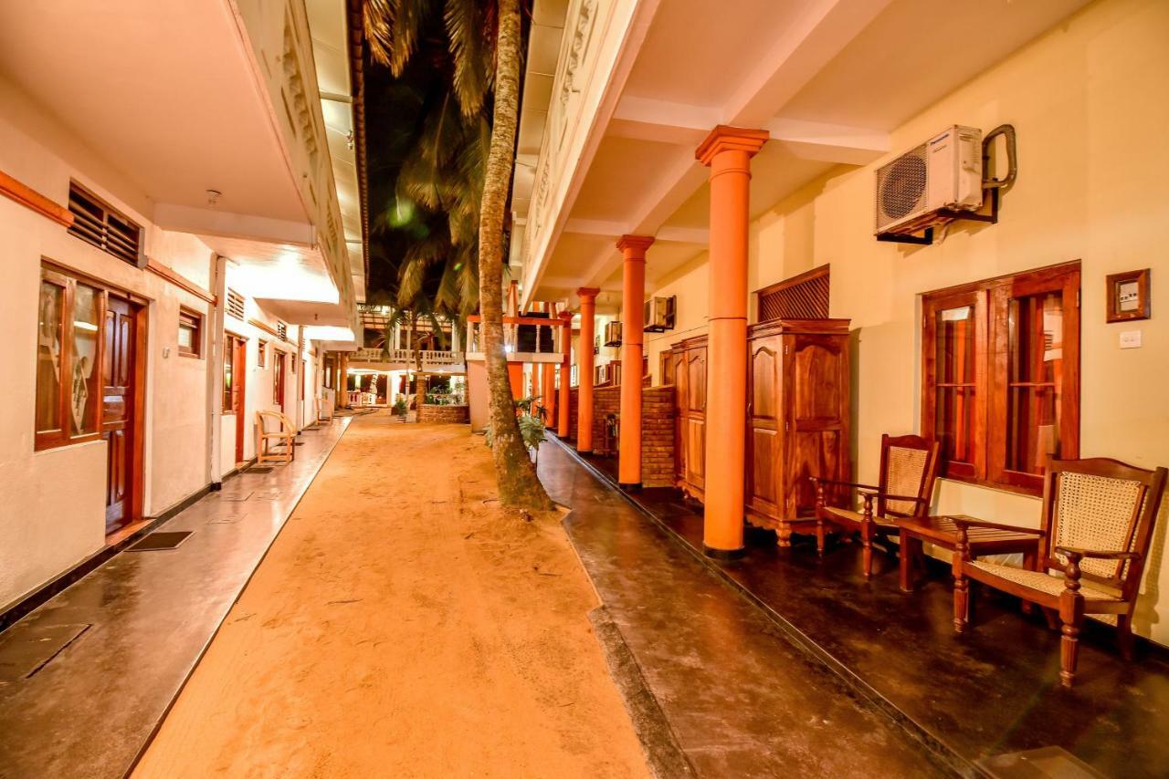 International Beach Hotel & Restaurant Hikkaduwa Eksteriør billede